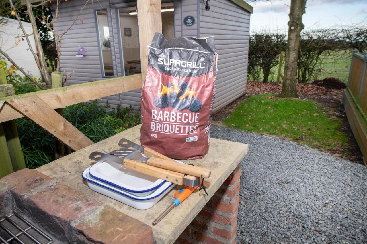DriffieldSeaways Glamping, Cedarアパートメント エクステリア 写真