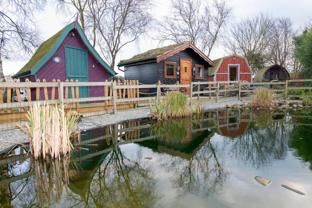 DriffieldSeaways Glamping, Cedarアパートメント エクステリア 写真